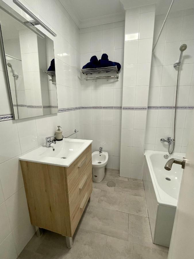 Apartamento Conil Playa & Centrico, Con Aire Acond Y Wifi -Solo Familias Y Parejas- Conil De La Frontera Exterior photo